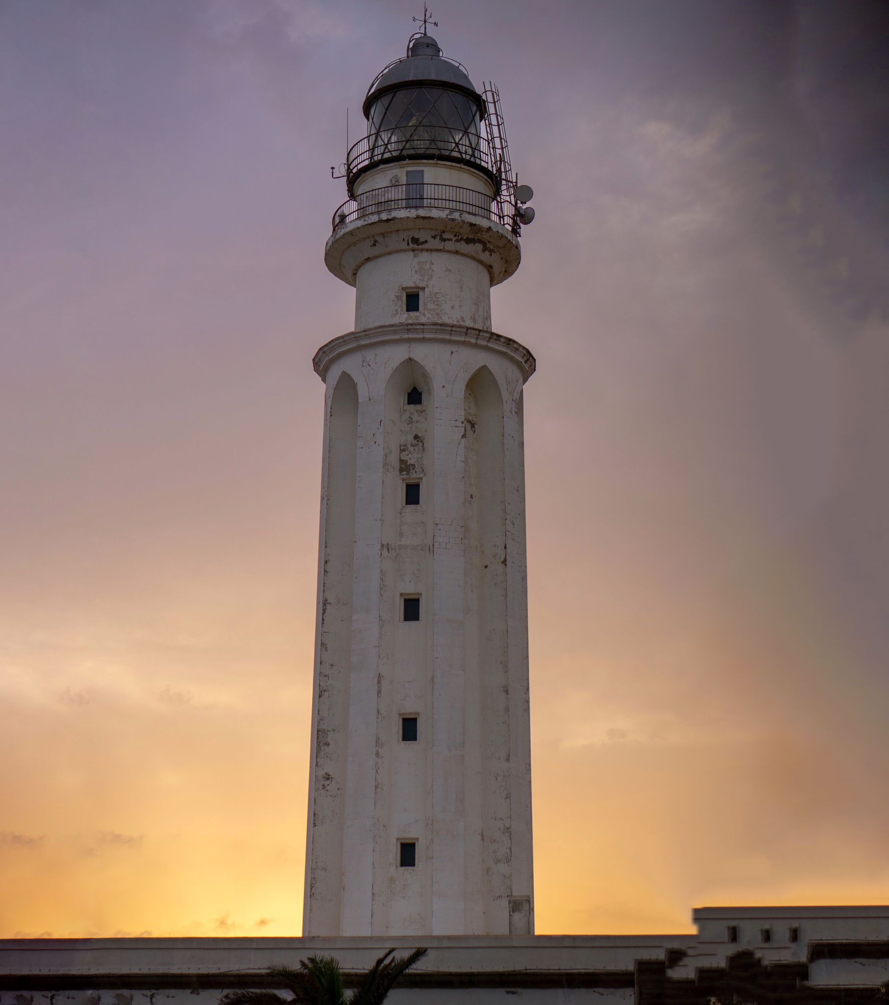 trafalgar lighthouse